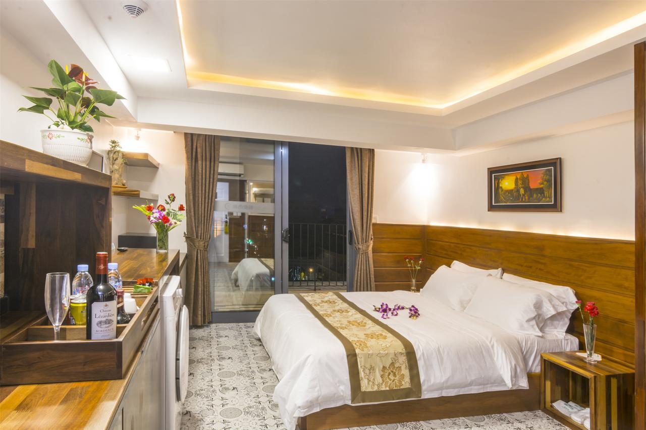 City Comfort Hotel Royal Palace Пном Пен Екстериор снимка