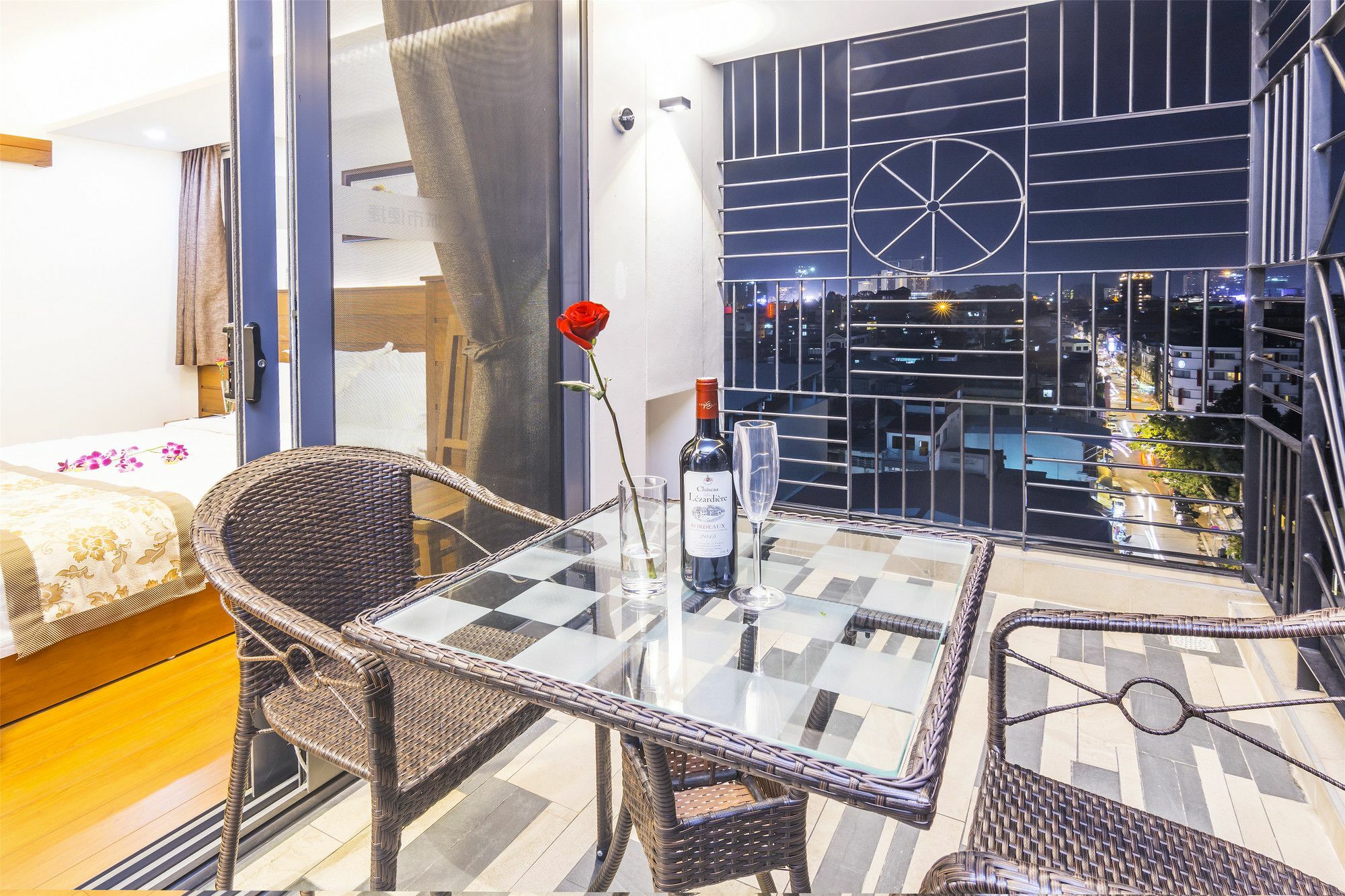 City Comfort Hotel Royal Palace Пном Пен Екстериор снимка